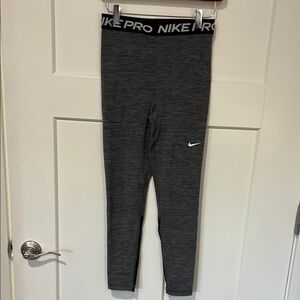 Nike Pro DriFit Compression Leggings for Performance Sz S